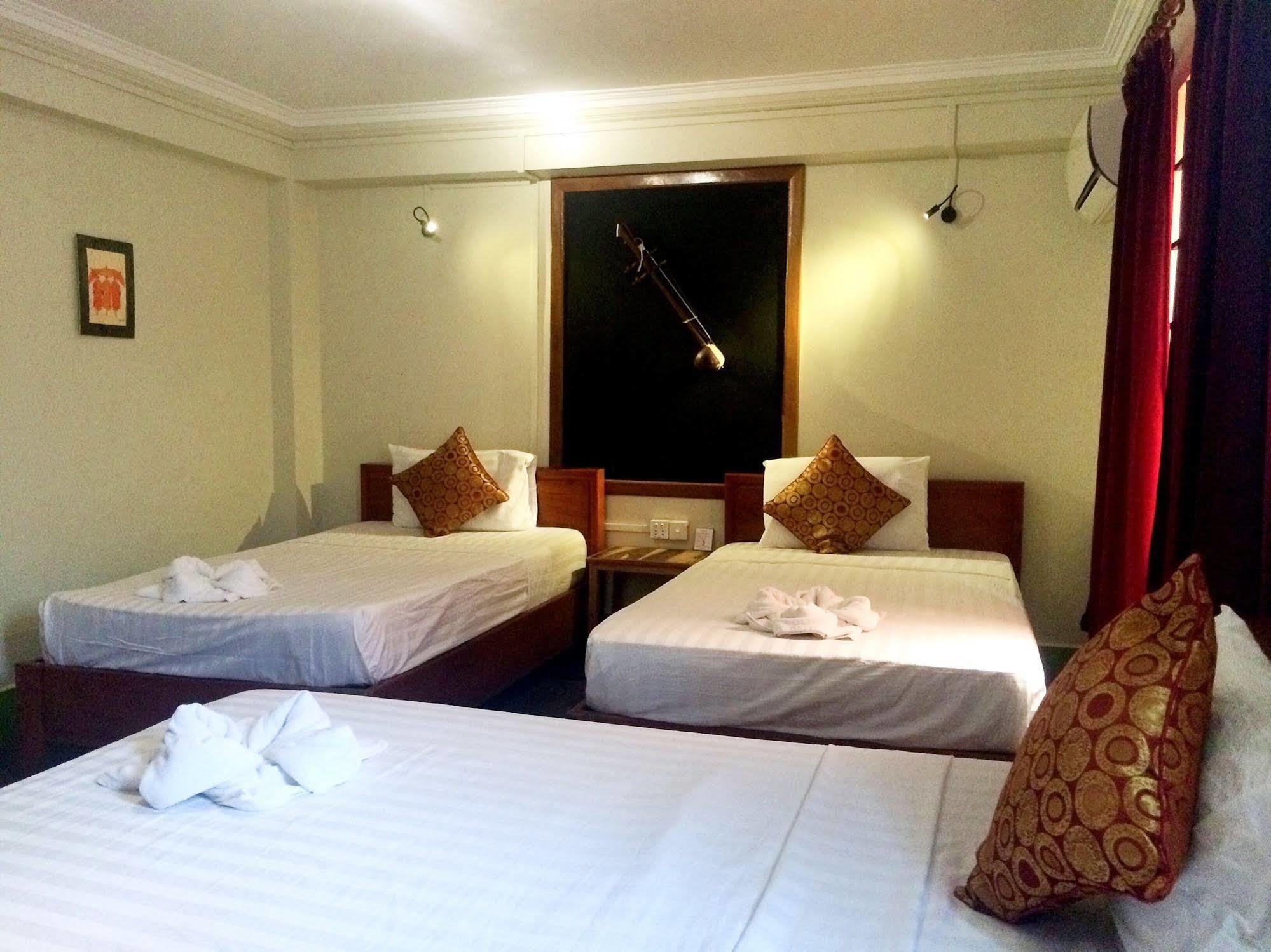 The Cashew Nut Villas Siem Reap Exterior photo