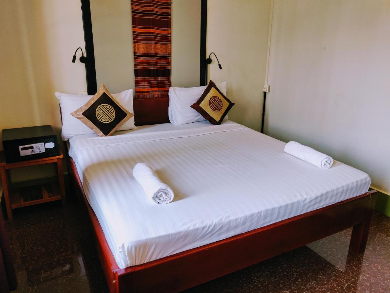 The Cashew Nut Villas Siem Reap Exterior photo