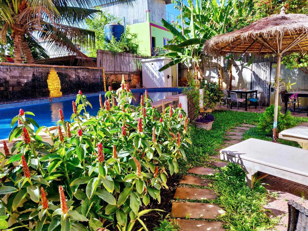 The Cashew Nut Villas Siem Reap Exterior photo